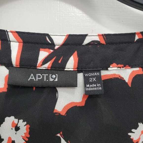 Apt. 9 Woman's Black White Red Abstract Semi Sheer Roll Tab Shirt Plus Size 2X - Picture 4 of 6